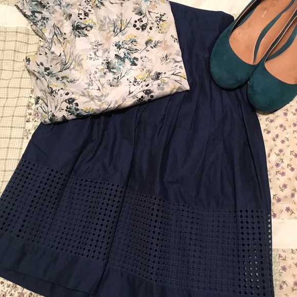 Talbots Dresses & Skirts - NWT Talbots skirt, 18wp, navy blue lattice detail